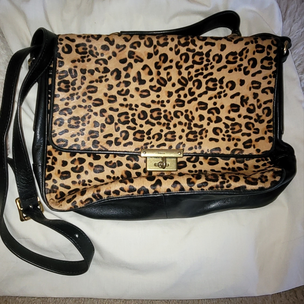 Fossil crossbody